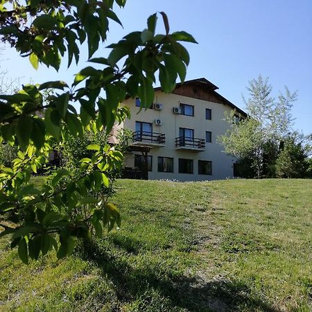 Bed and Breakfast Kolpinghaus Карансебеш Экстерьер фото